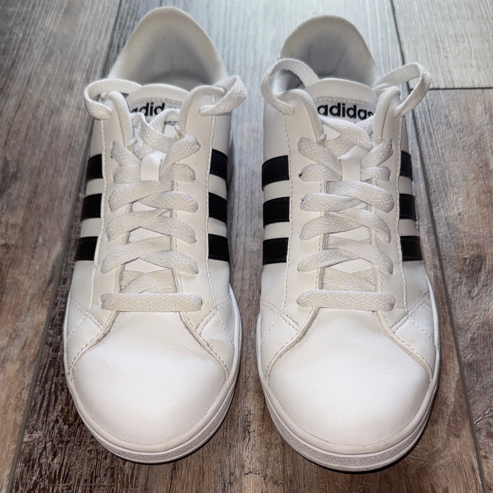 Adidas Women’s Classic White and Black Striped Sneakers 7